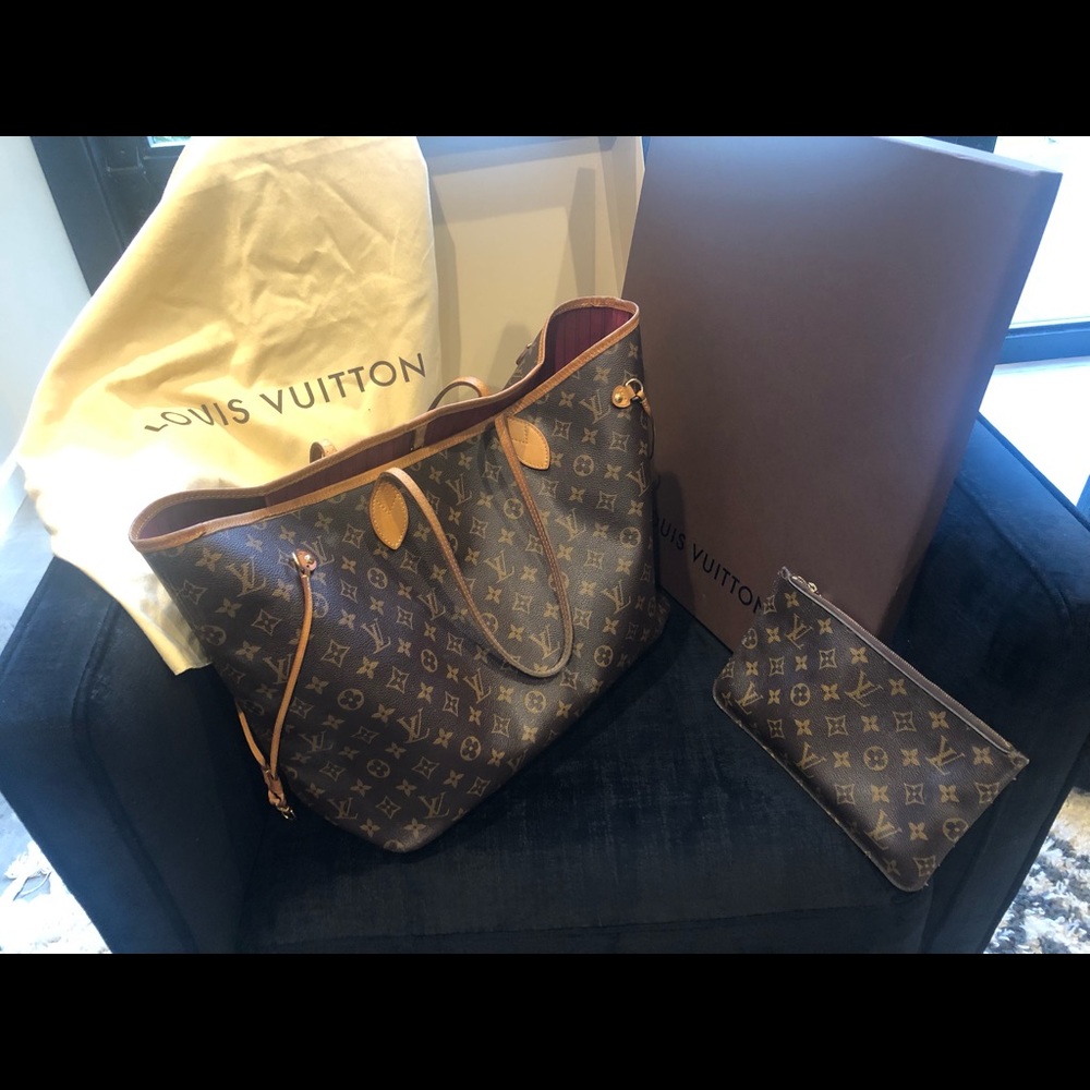 AUTH LOUIS VUITTON NEVERFULL GM + CLUTCH